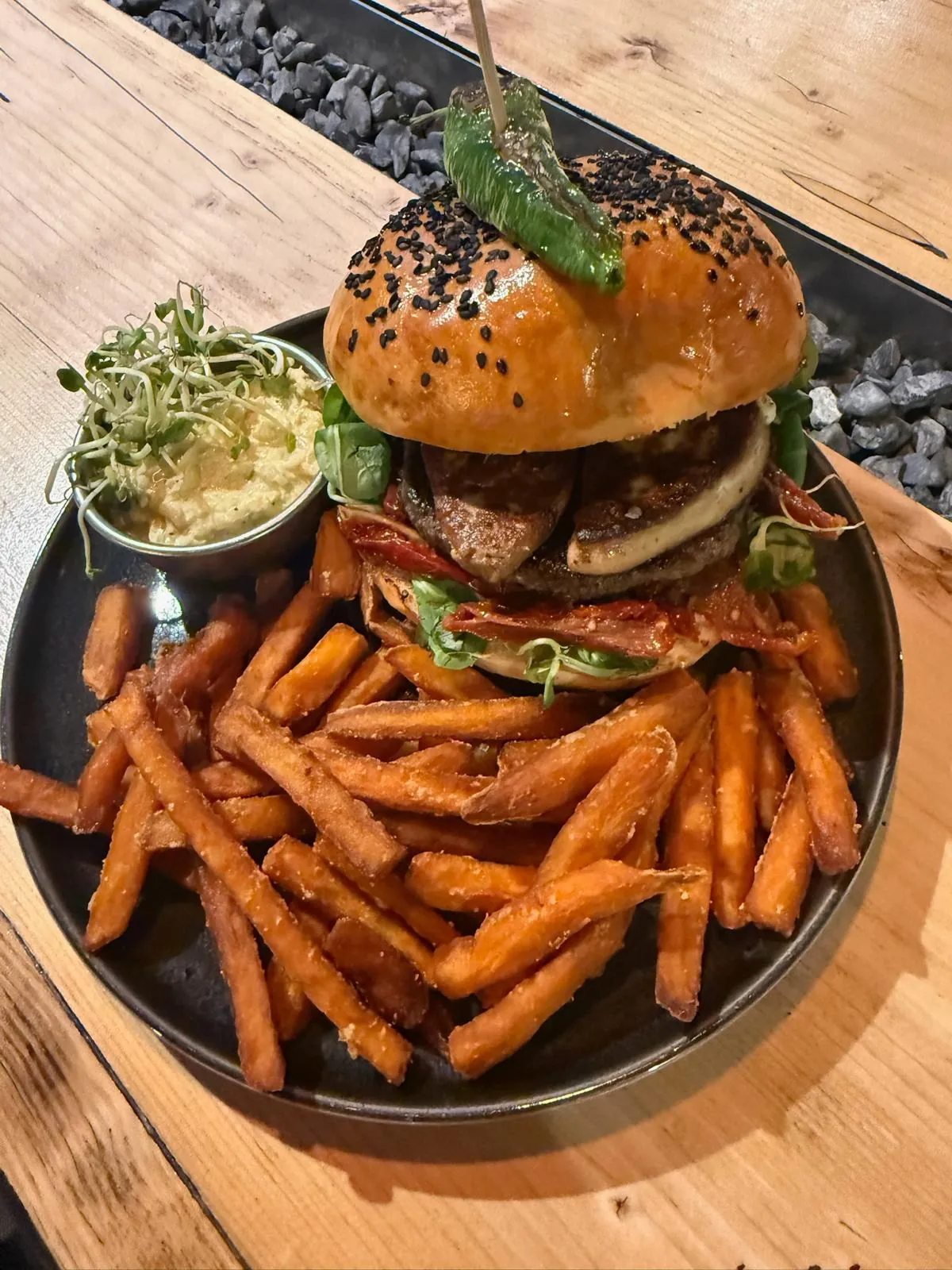 Royal Burger