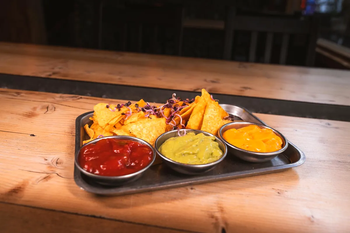 Nachos tál